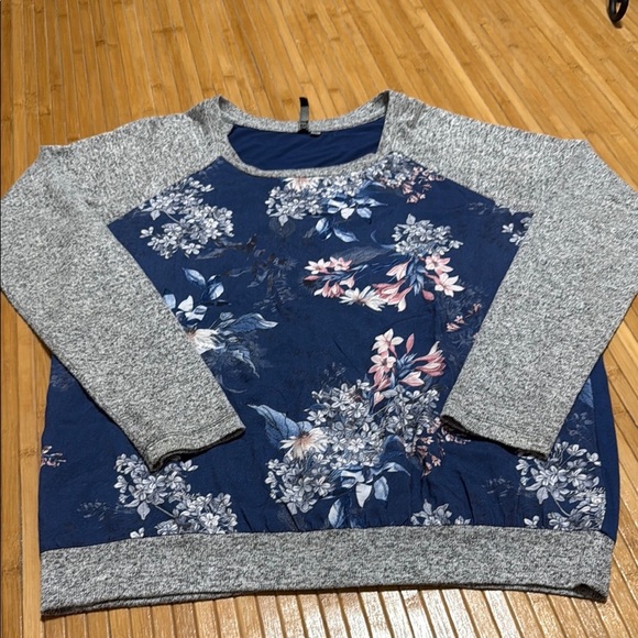 KUT From The Kloth Floral Blue and Gray Sweatshirt - Picture 1 of 5
